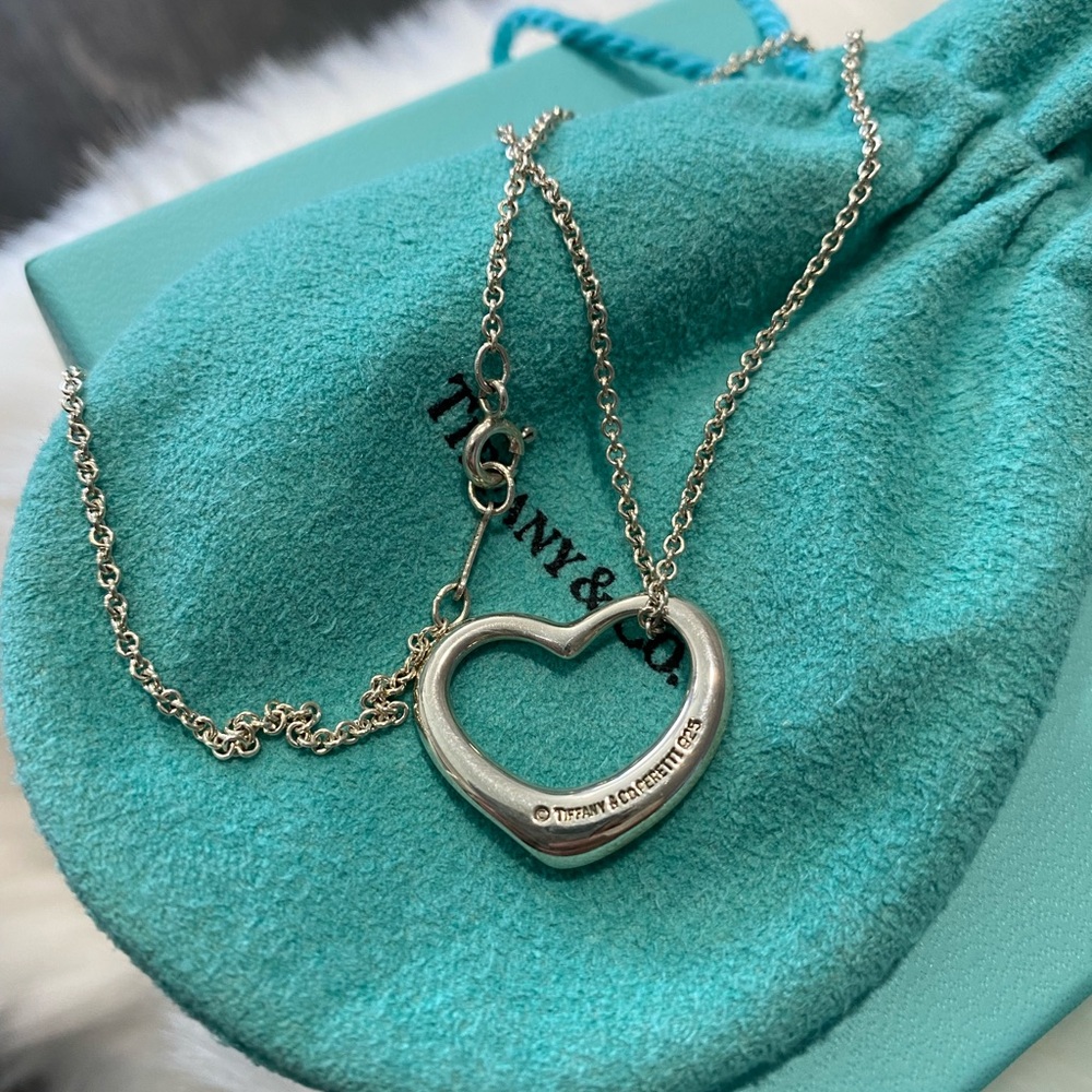 TIFFANY & Co. Open Heart Necklace